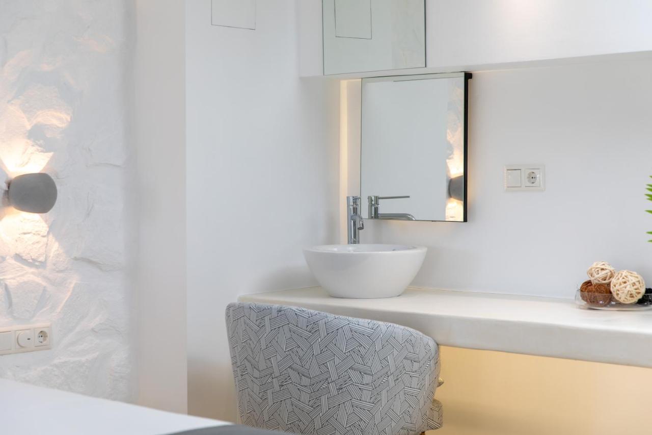 Marina'S Suites Naxos City Екстериор снимка