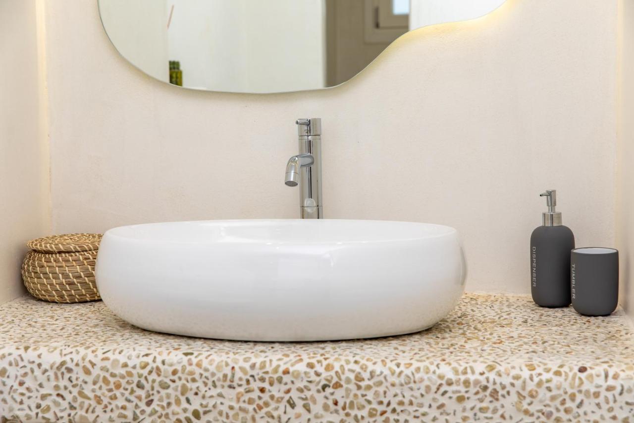 Marina'S Suites Naxos City Екстериор снимка