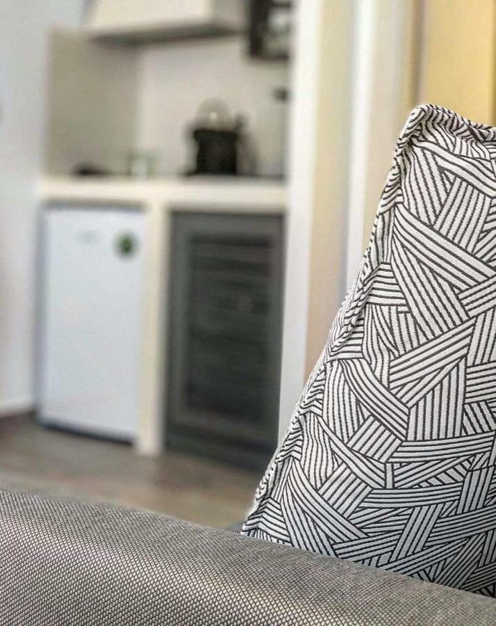 Marina'S Suites Naxos City Екстериор снимка
