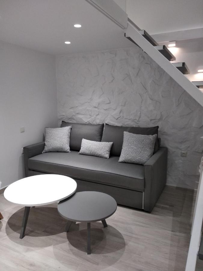 Marina'S Suites Naxos City Екстериор снимка